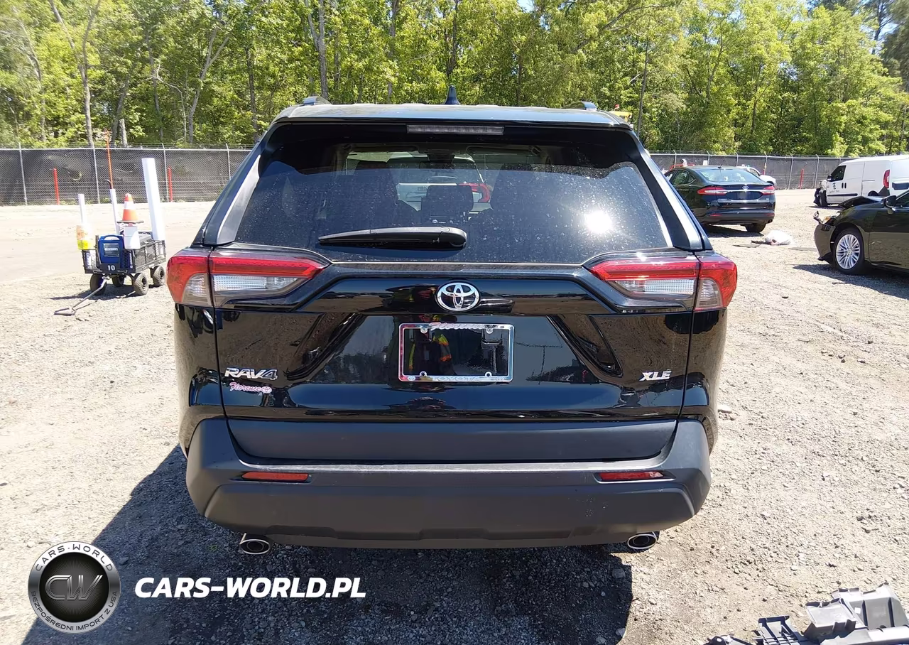 2022 Toyota Rav4 Xle VIN:2T3W1RFV0NC185847 - 17
