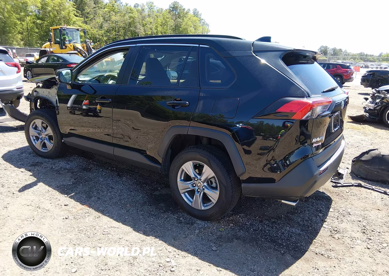 2022 Toyota Rav4 Xle VIN:2T3W1RFV0NC185847 - 3