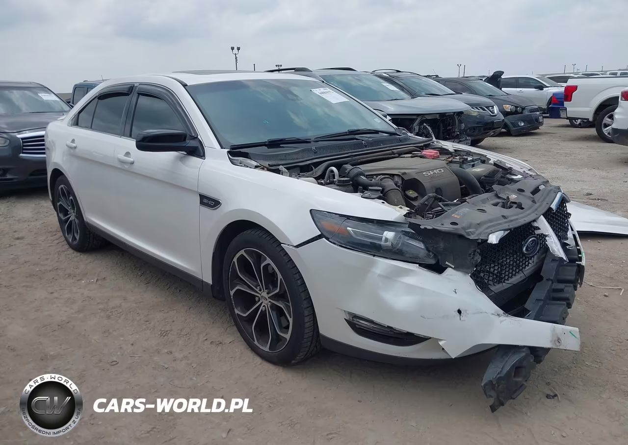 2015 Ford Taurus Sho – zdjęcie 1 z 17