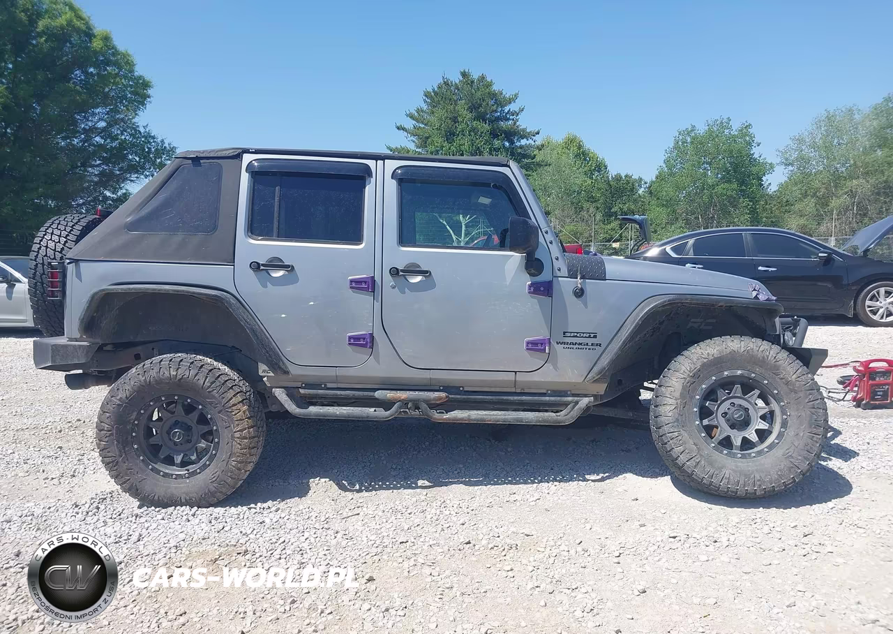 2017 Jeep Wrangler Unlimited Sport 4X4 VIN:1C4BJWDG4HL539425 - 13