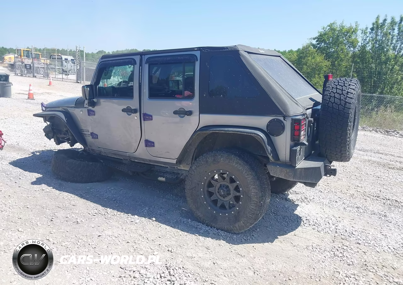 2017 Jeep Wrangler Unlimited Sport 4X4 VIN:1C4BJWDG4HL539425 - 3