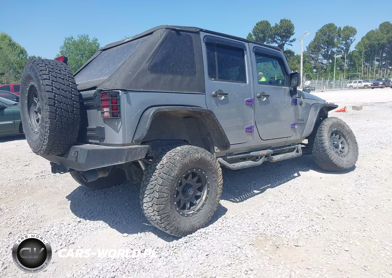 2017 Jeep Wrangler Unlimited Sport 4X4 VIN:1C4BJWDG4HL539425 - 4