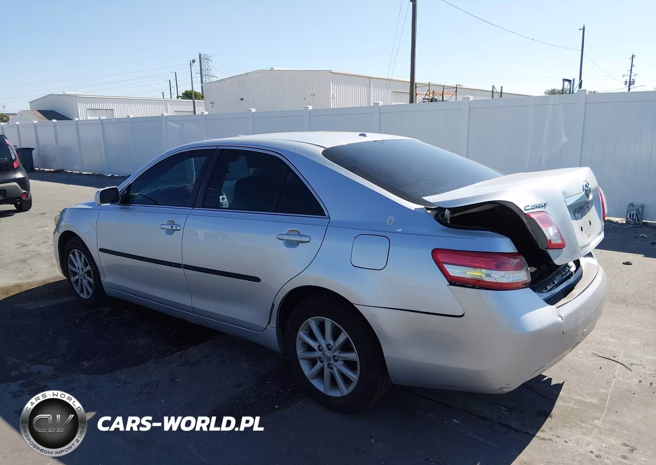 2011 Toyota Camry Xle VIN:4T1BF3EK3BU229718 - 3
