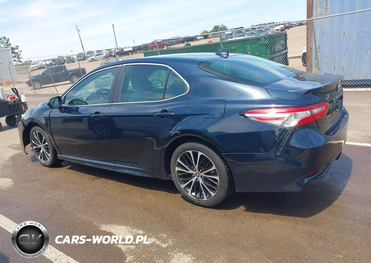2020 Toyota Camry Se VIN:4T1G11AK9LU947418 - 14