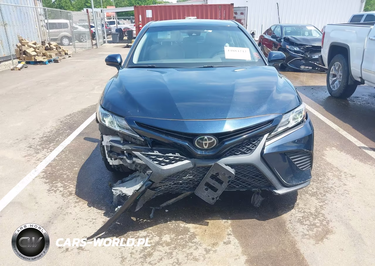 2020 Toyota Camry Se VIN:4T1G11AK9LU947418 - 6