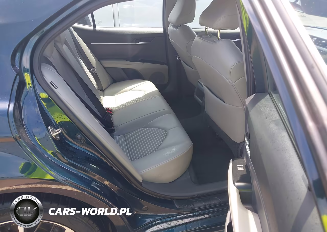 2020 Toyota Camry Se VIN:4T1G11AK9LU947418 - 8