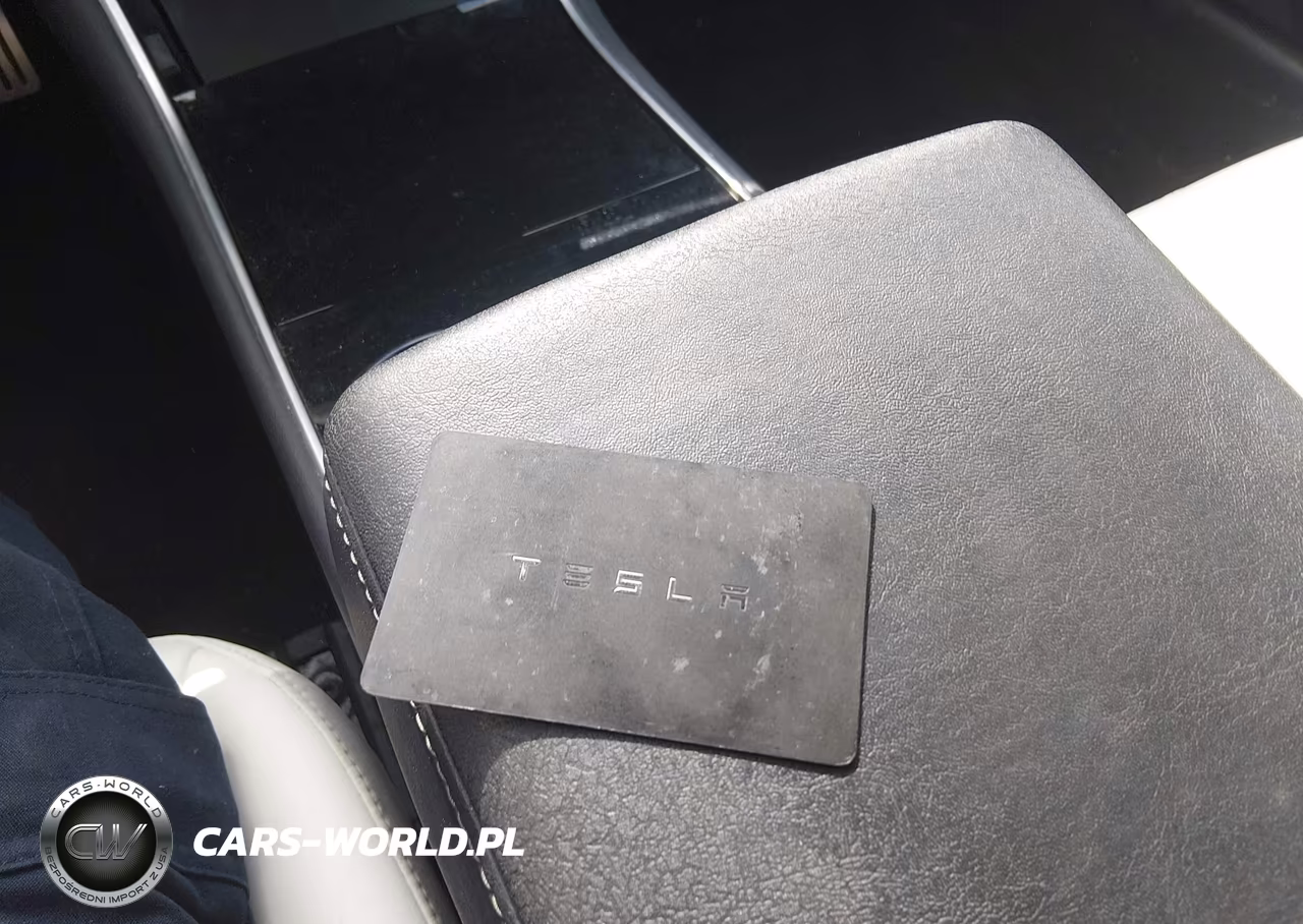 2018 Tesla Model 3 Long Range-Performance VIN:5YJ3E1EB7JF082309 - 11