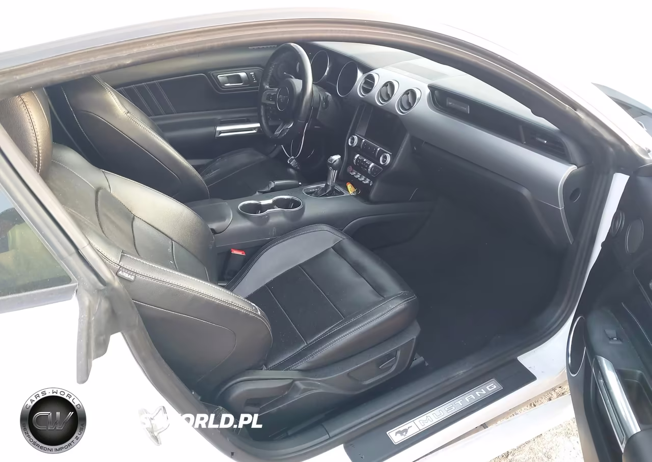 2021 Ford Mustang Ecoboost Premium Fastback VIN:1FA6P8TH2M5119611 - 5