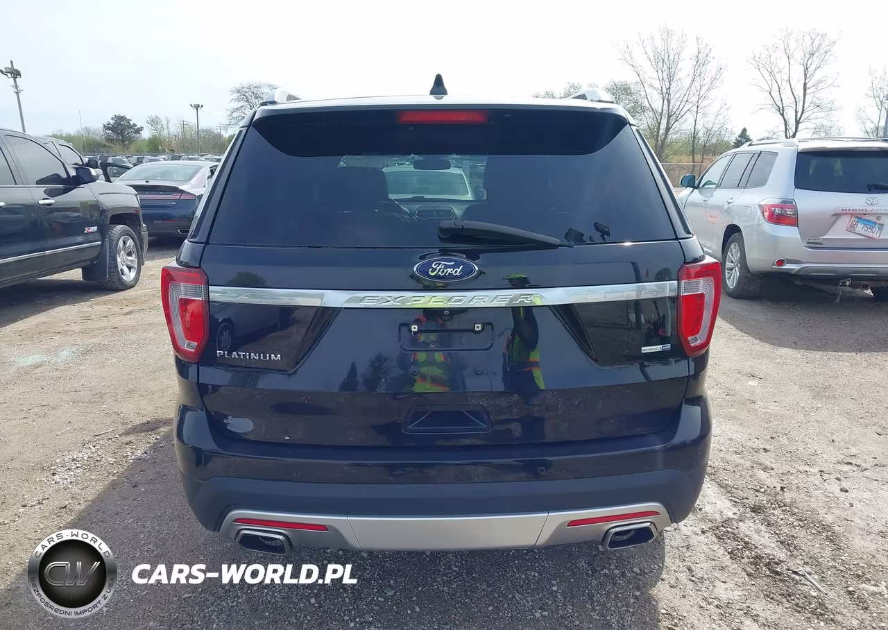 2017 Ford Explorer Platinum VIN:1FM5K8HT0HGD00777 - 16