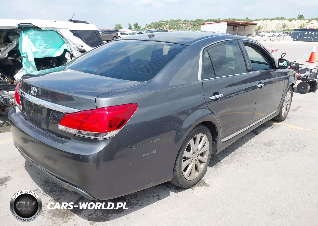 2011 Toyota Avalon Limited VIN:4T1BK3DBXBU420792 - 4