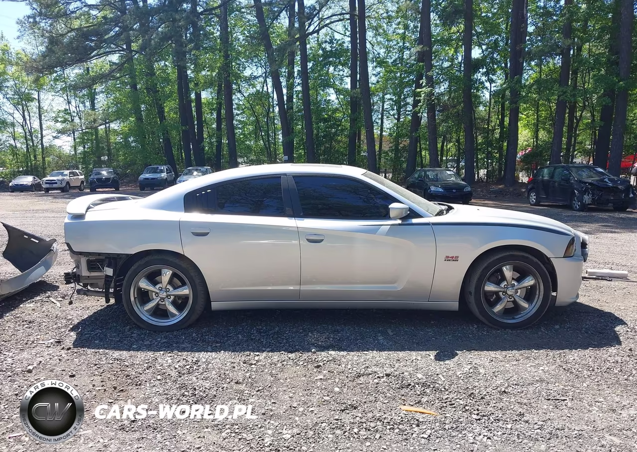 2011 Dodge Charger R-T VIN:2B3CL5CT2BH613387 - 14