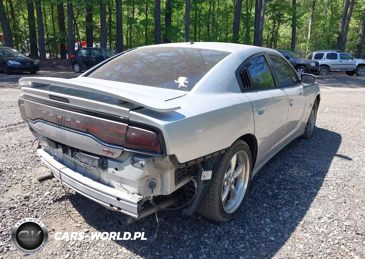 2011 Dodge Charger R-T VIN:2B3CL5CT2BH613387 - 4