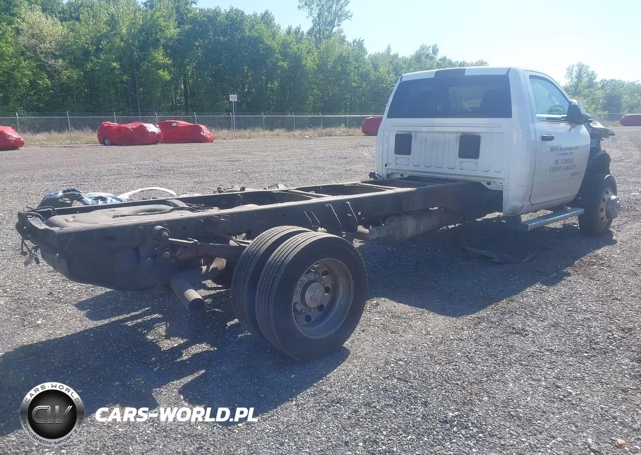 2022 Ram 5500 Chassis Tradesman-Slt VIN:3C7WRMCL8NG151042 - 4