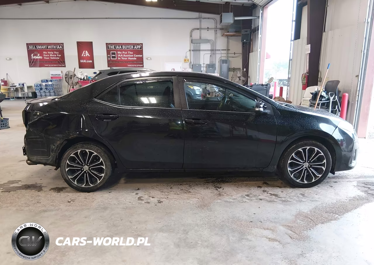 2016 Toyota Corolla S Plus VIN:5YFBURHE6GP520933 - 14