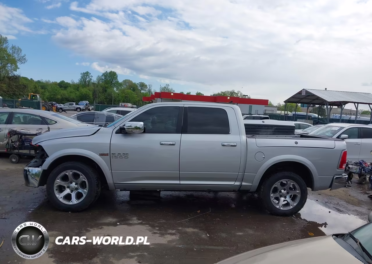 2018 Ram 1500 Laramie 4X4 5'7 Box VIN:1C6RR7NT6JS208471 - 15