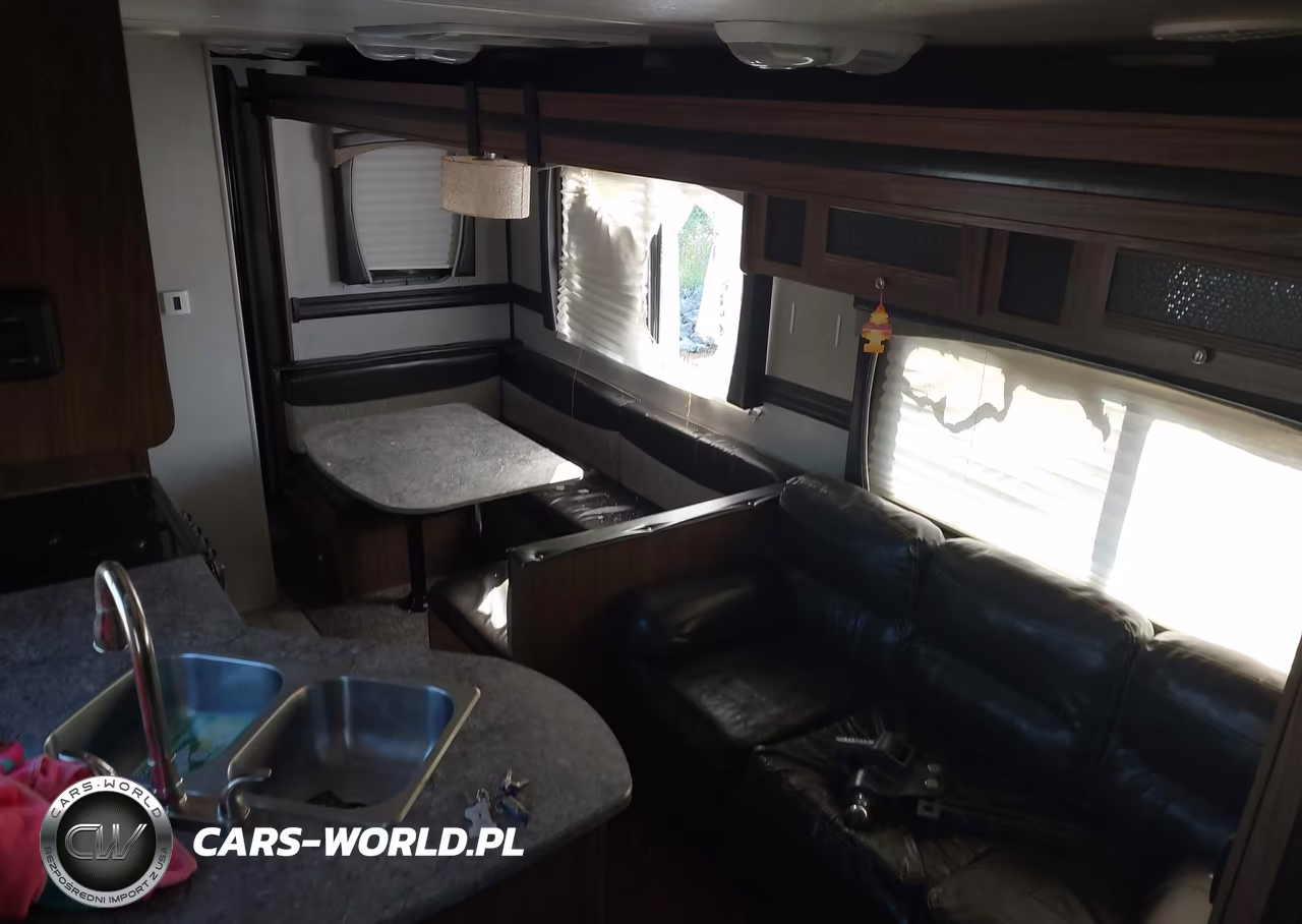 2018 Heartland Rv Other VIN:5SFEB3621JE367081 - 14