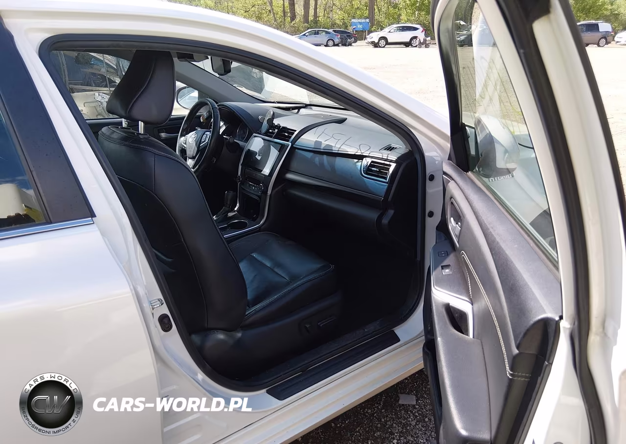 2015 Toyota Camry Hybrid Xle VIN:4T1BD1FK1FU147596 - 5
