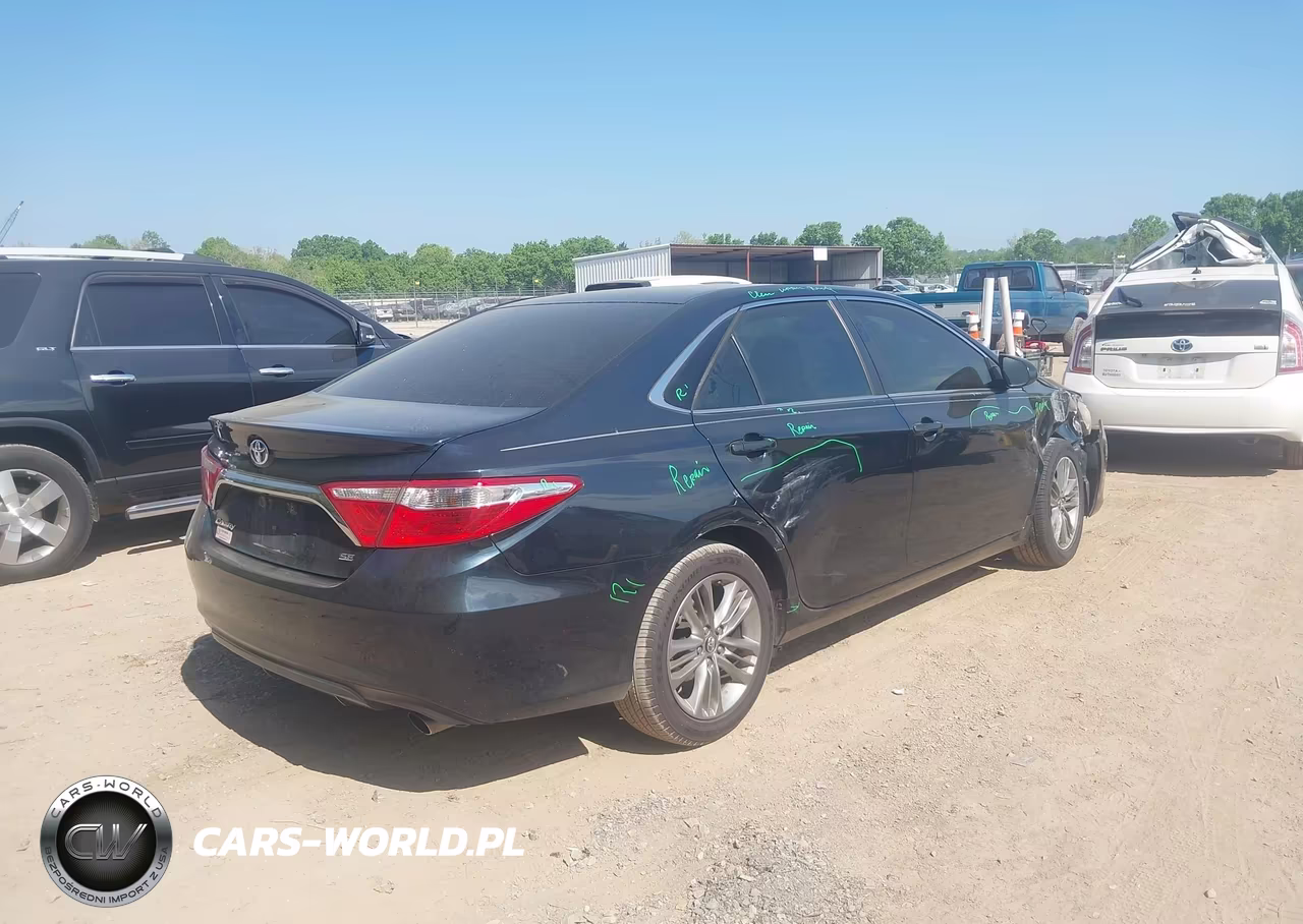 2017 Toyota Camry Se VIN:4T1BF1FK8HU353317 - 4