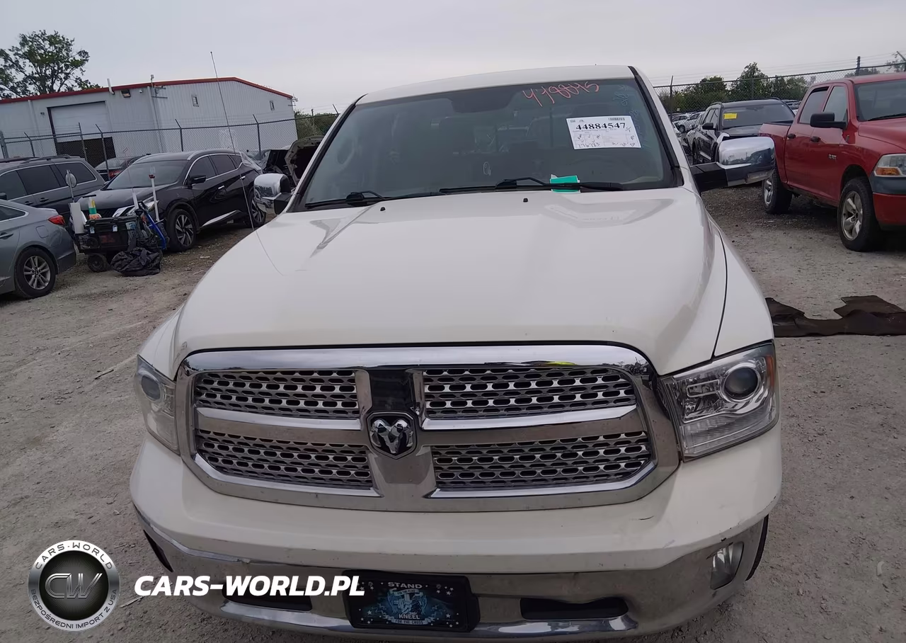 2016 Ram 1500 Laramie VIN:1C6RR7NT4GS301630 - 12