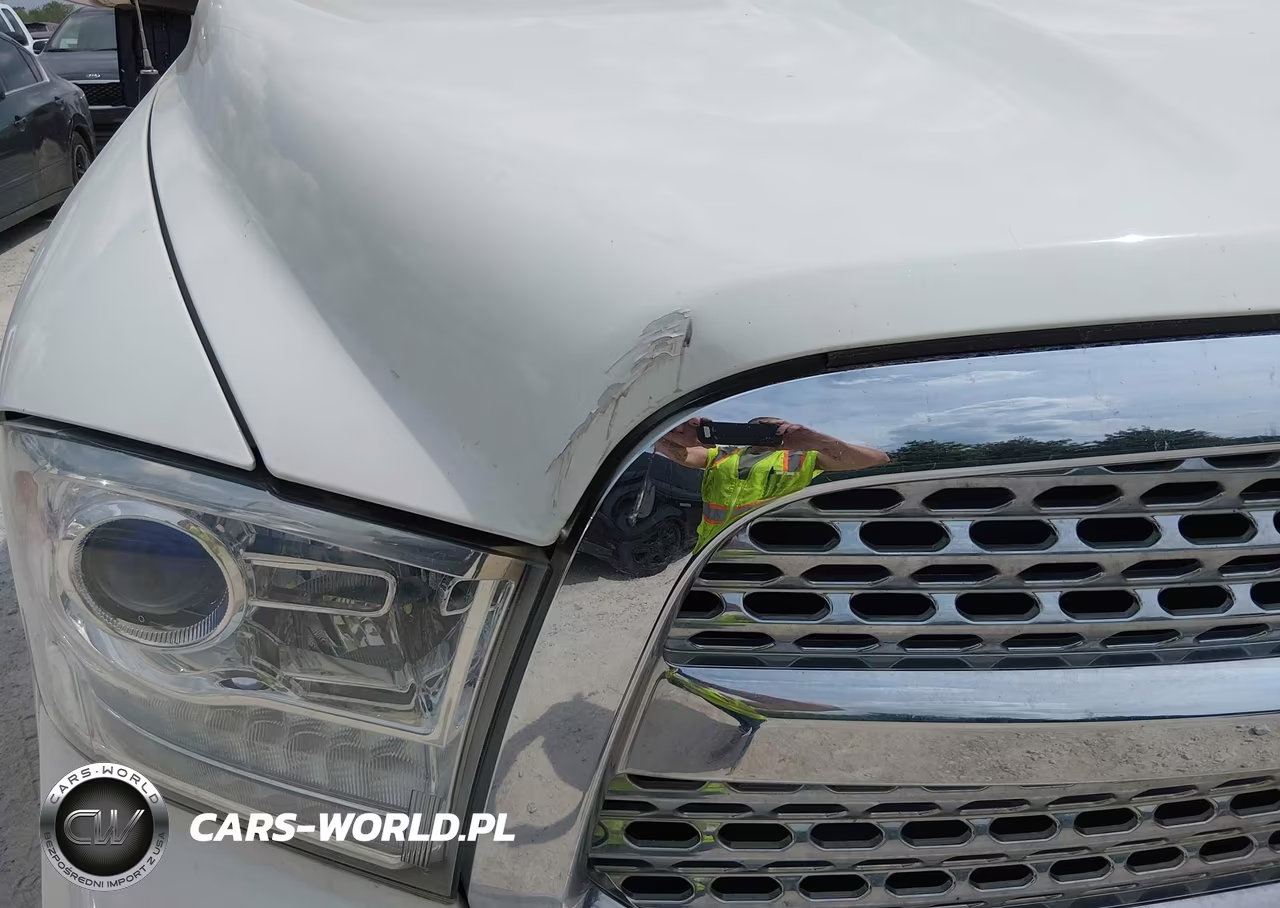 2016 Ram 1500 Laramie VIN:1C6RR7NT4GS301630 - 21