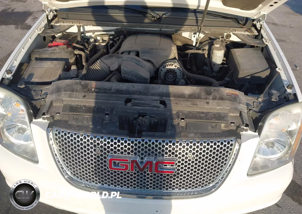 2013 GMC Yukon Denali VIN:1GKS2EEF5DR256041 - 10
