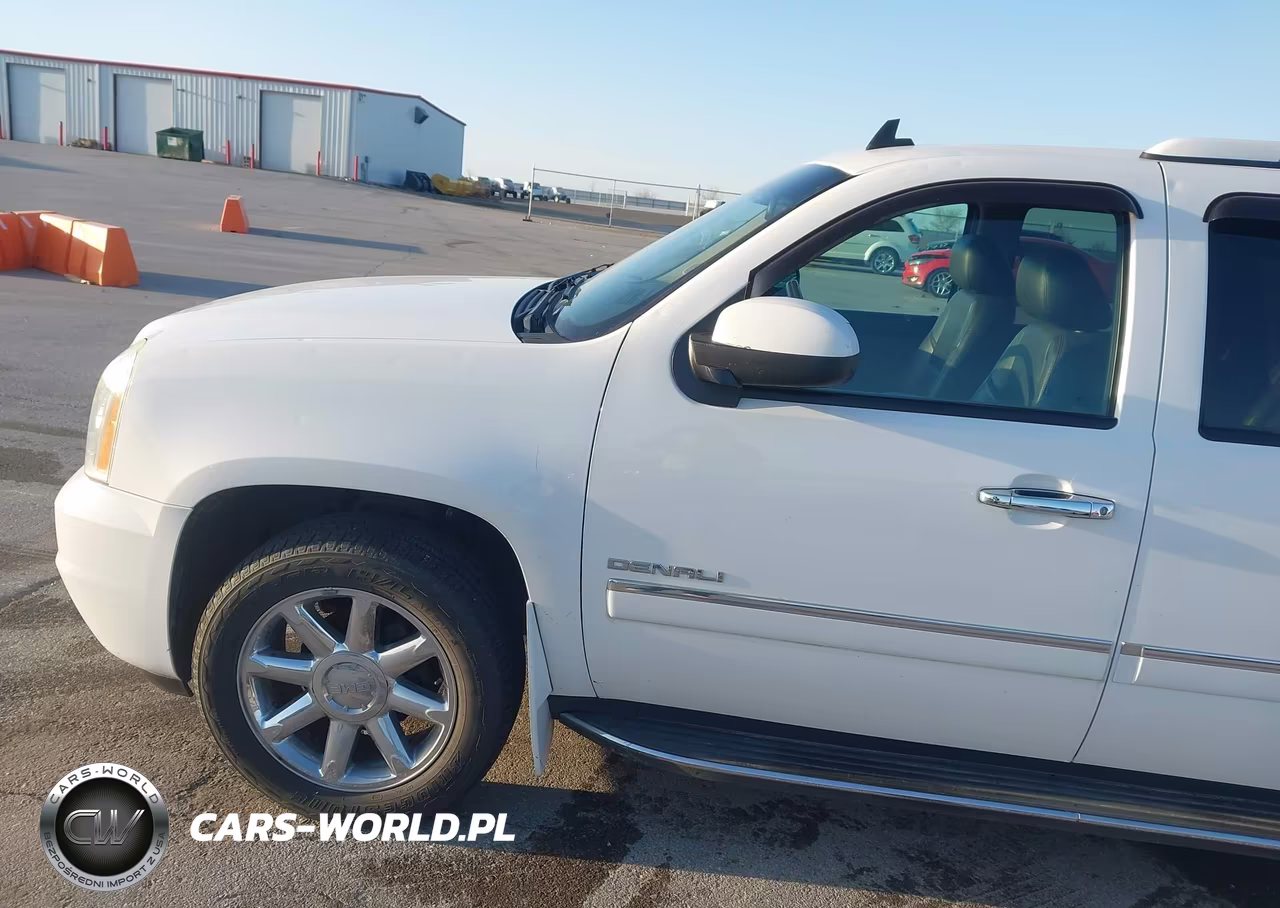 2013 GMC Yukon Denali VIN:1GKS2EEF5DR256041 - 17