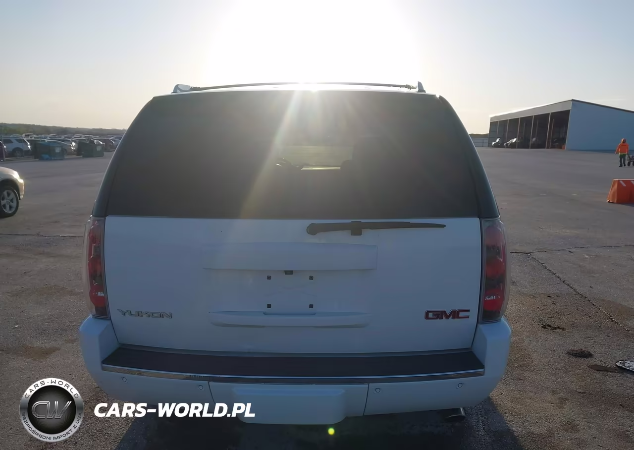2013 GMC Yukon Denali VIN:1GKS2EEF5DR256041 - 21