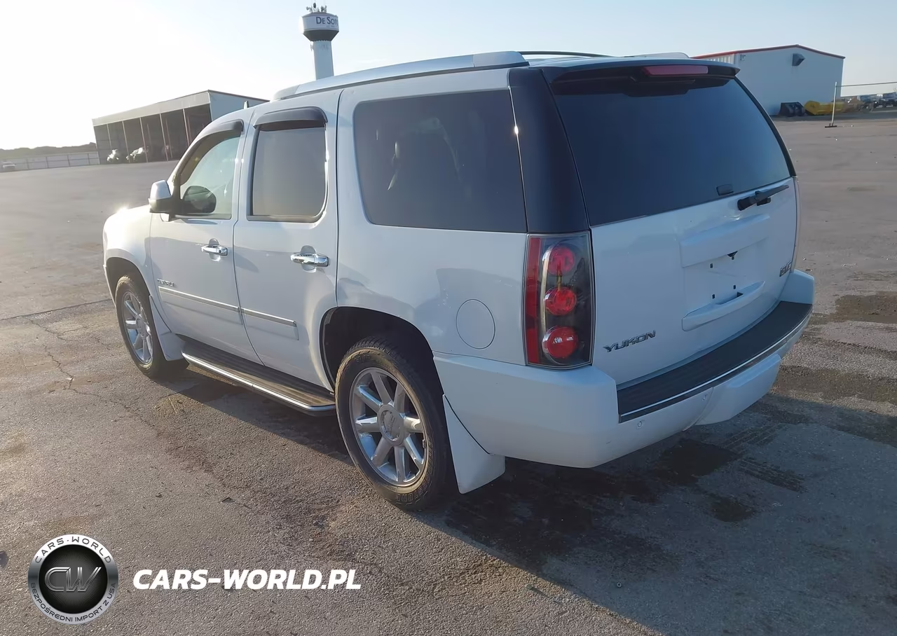 2013 GMC Yukon Denali VIN:1GKS2EEF5DR256041 - 3