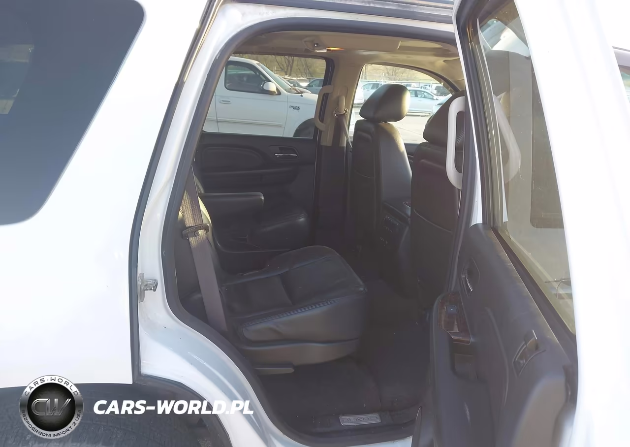 2013 GMC Yukon Denali VIN:1GKS2EEF5DR256041 - 8