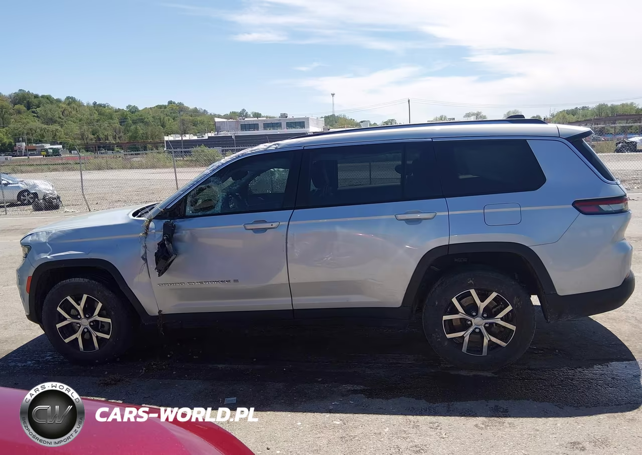 2023 Jeep Grand Cherokee L Limited 4X4 VIN:1C4RJKBGXP8782278 - 14