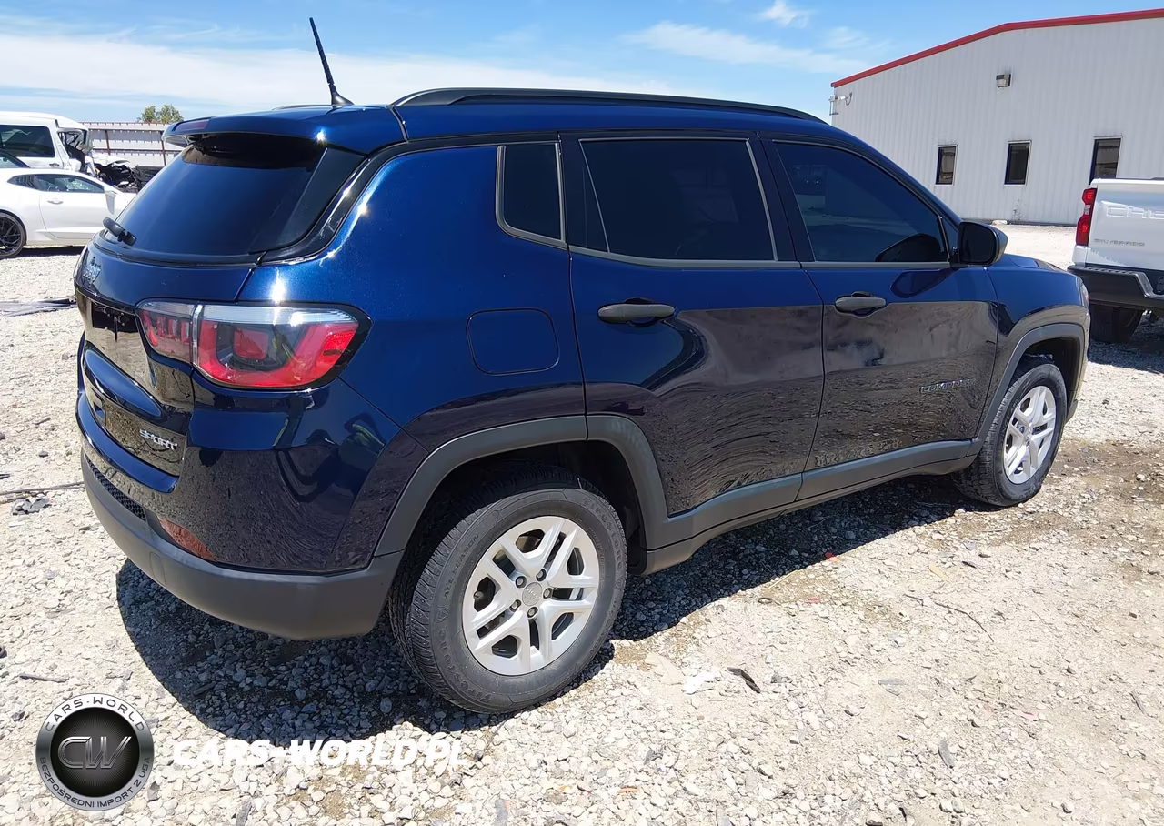 2018 Jeep Compass Sport Fwd VIN:3C4NJCABXJT374401 - 4