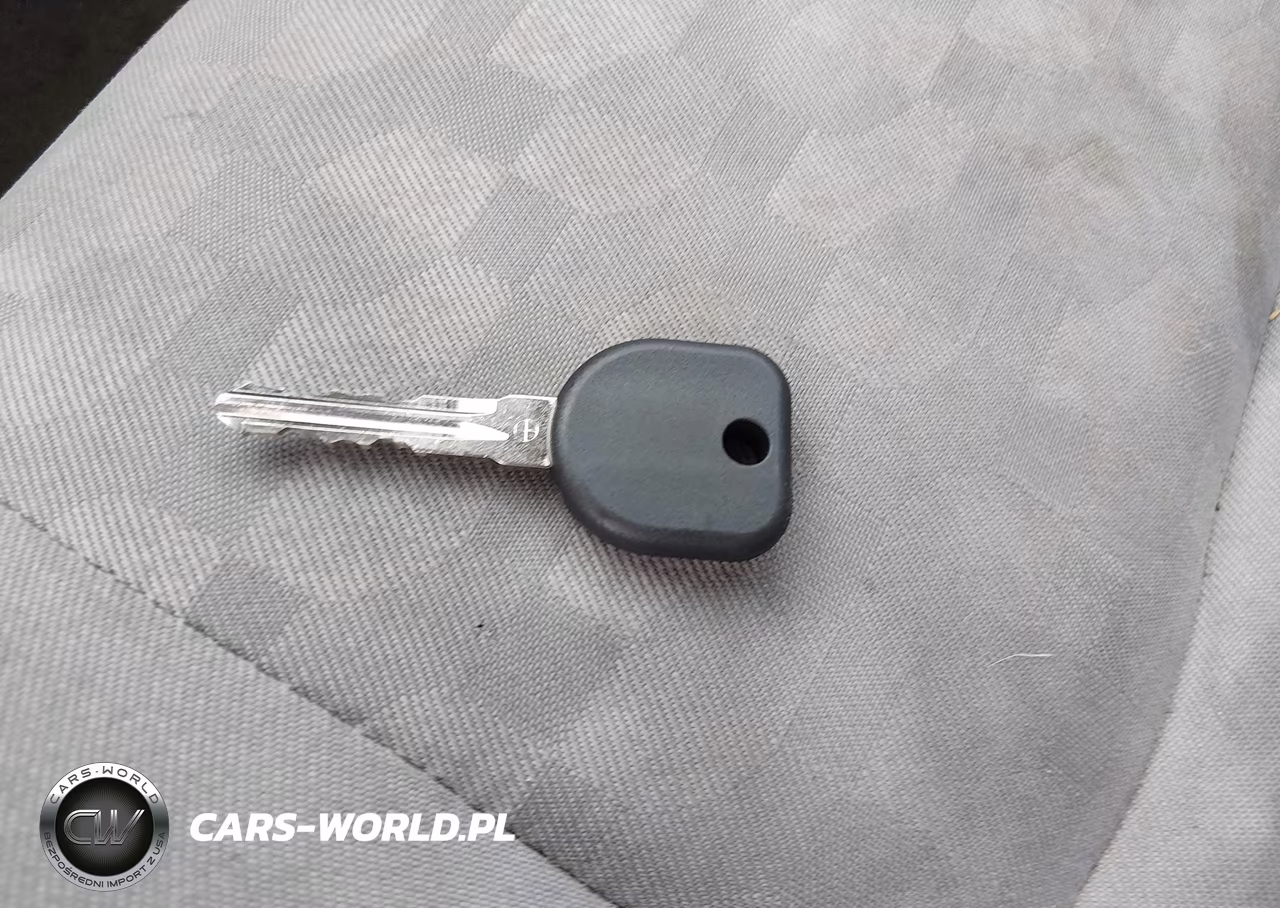 2008 Chevrolet Equinox Ls VIN:2CNDL13F186012039 - 11