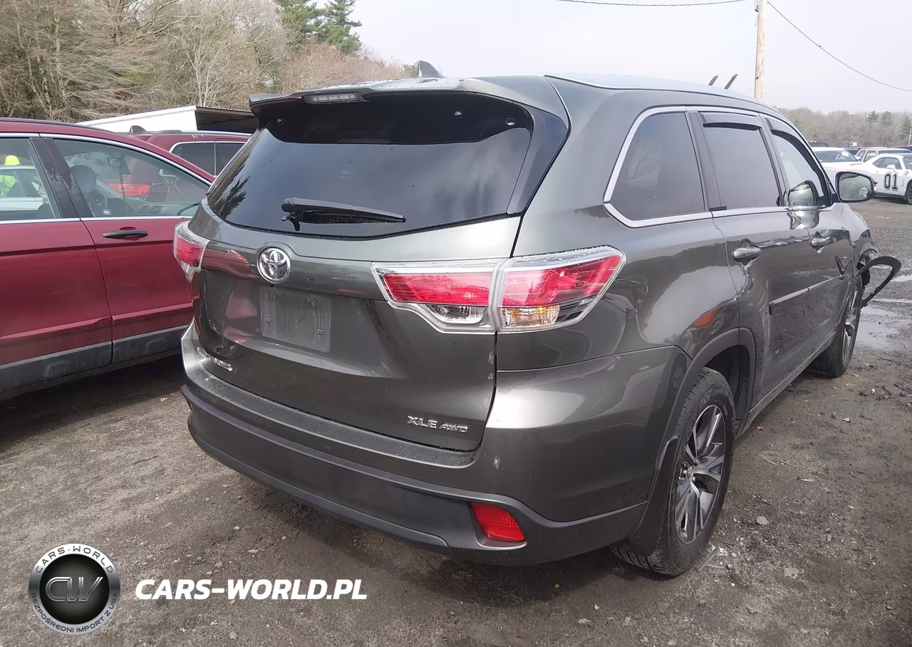 2016 Toyota Highlander Xle V6 VIN:5TDJKRFH0GS257067 - 4