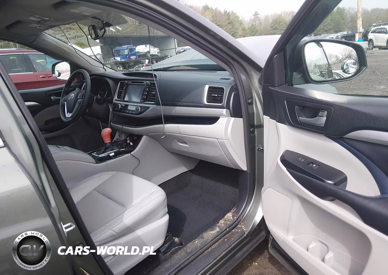 2016 Toyota Highlander Xle V6 VIN:5TDJKRFH0GS257067 - 5
