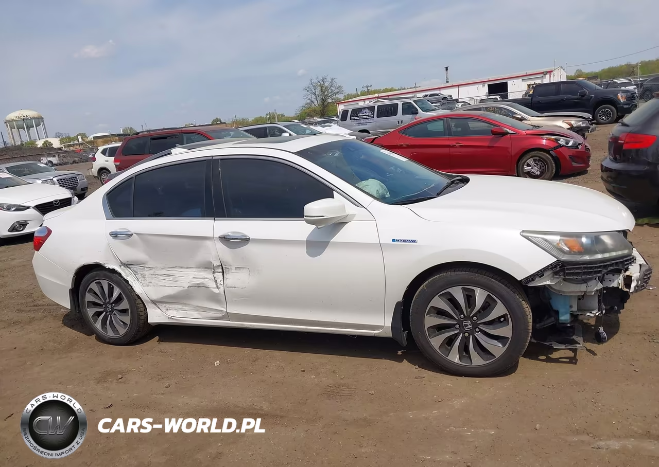 2015 Honda Accord Hybrid Ex-L VIN:1HGCR6F59FA007705 - 13