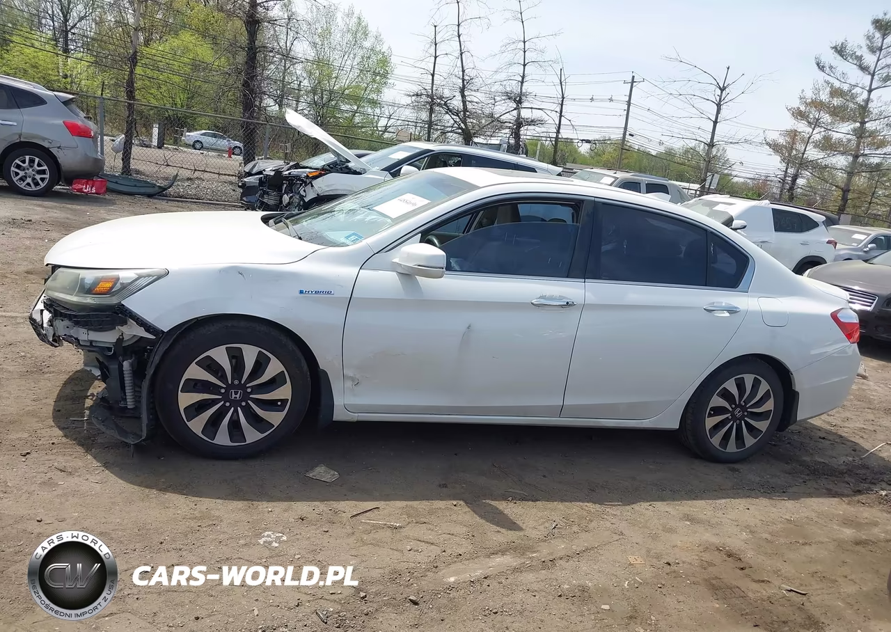 2015 Honda Accord Hybrid Ex-L VIN:1HGCR6F59FA007705 - 14