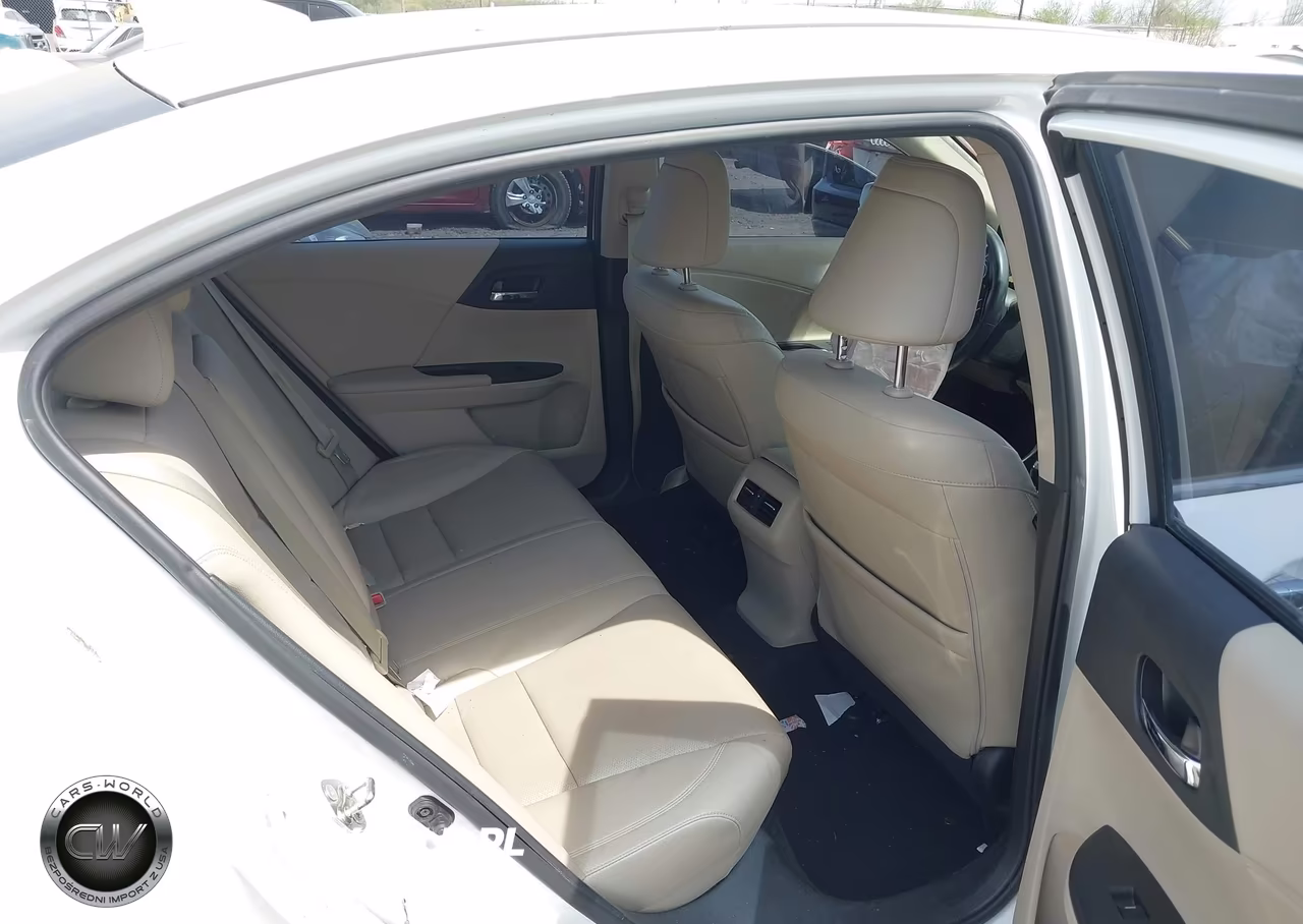 2015 Honda Accord Hybrid Ex-L VIN:1HGCR6F59FA007705 - 8