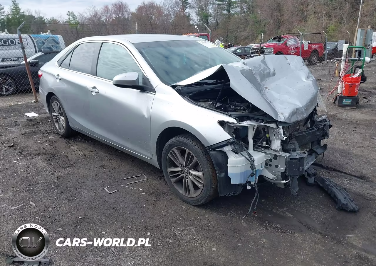 2016 Toyota Camry Se – zdjęcie 1 z 17