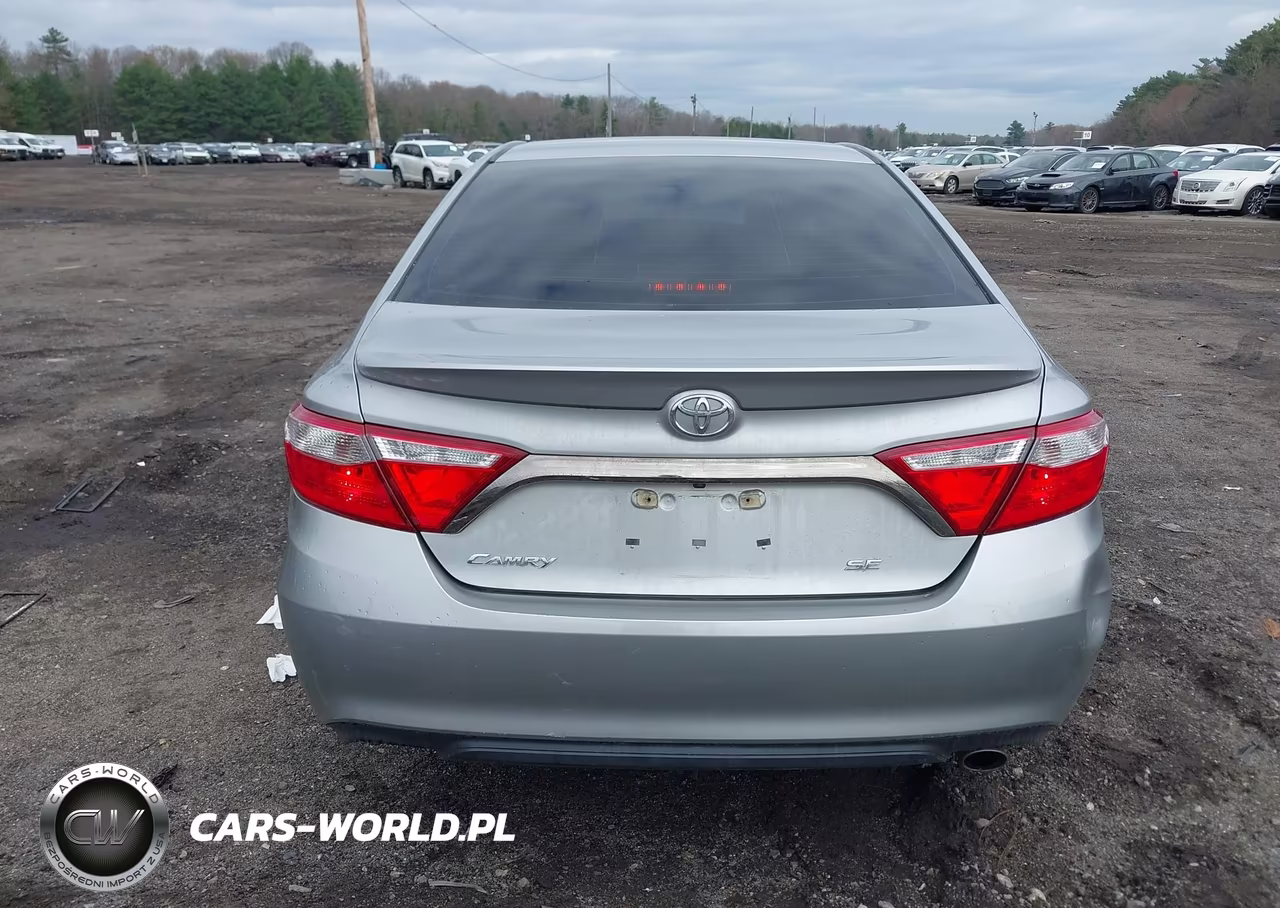 2016 Toyota Camry Se VIN:4T1BF1FK5GU195985 - 17