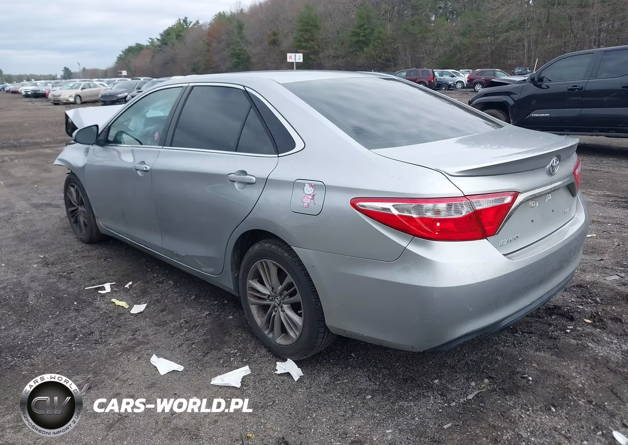 2016 Toyota Camry Se VIN:4T1BF1FK5GU195985 - 3