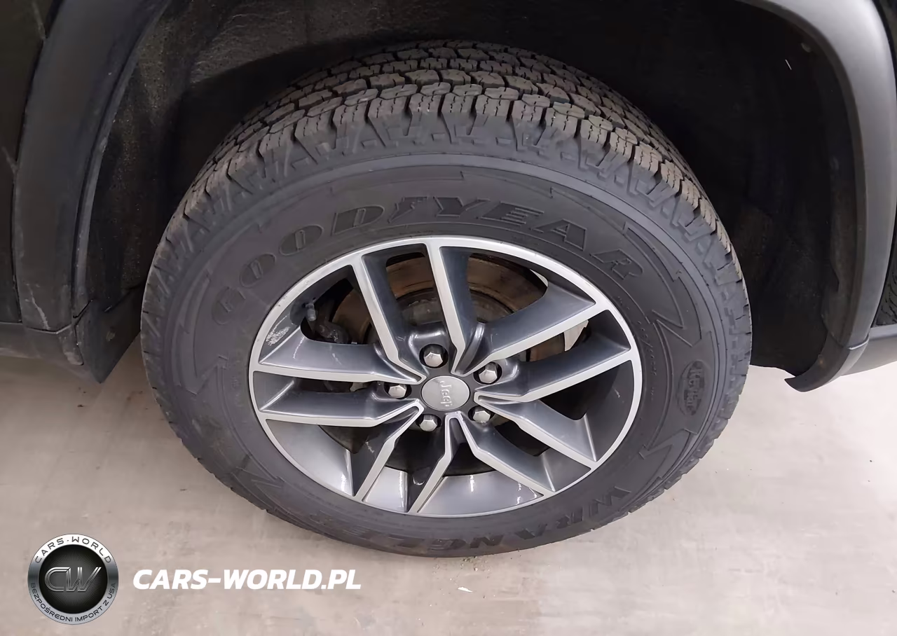 2018 Jeep Grand Cherokee Limited 4X4 VIN:1C4RJFBT4JC396769 - 12