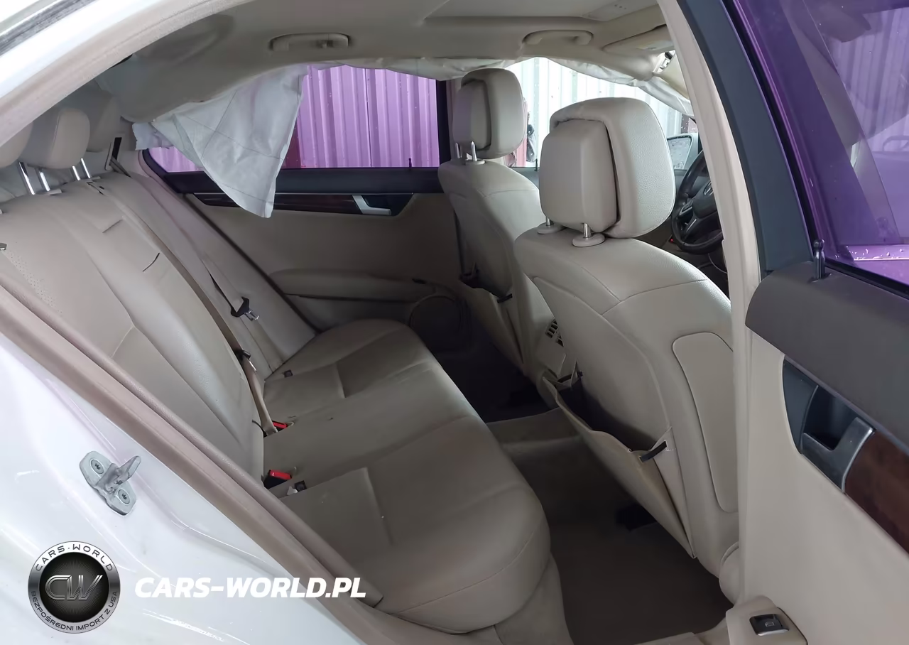 2013 Mercedes-Benz C 250 Luxury VIN:WDDGF4HBXDA867681 - 8