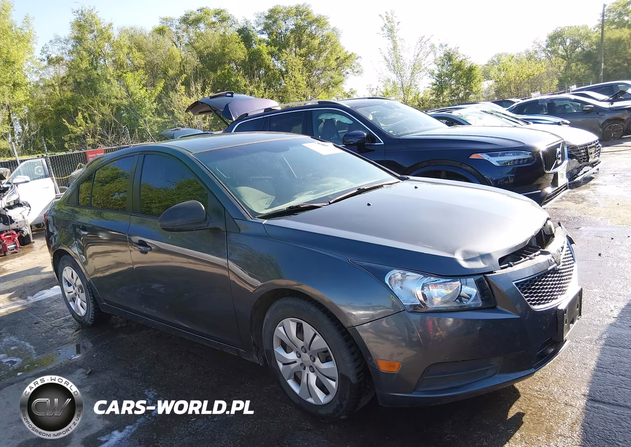 2013 Chevrolet Cruze Ls Auto