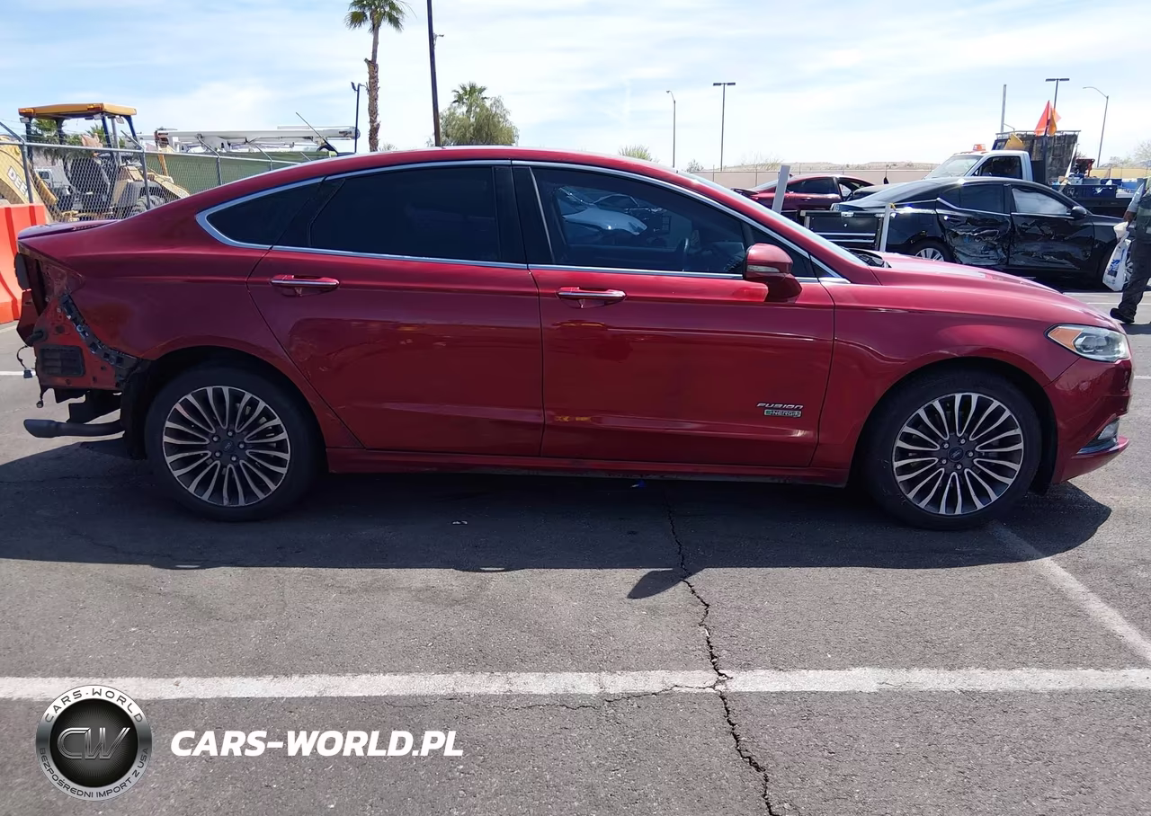 2017 Ford Fusion Energi Titanium VIN:3FA6P0SU8HR350418 - 13