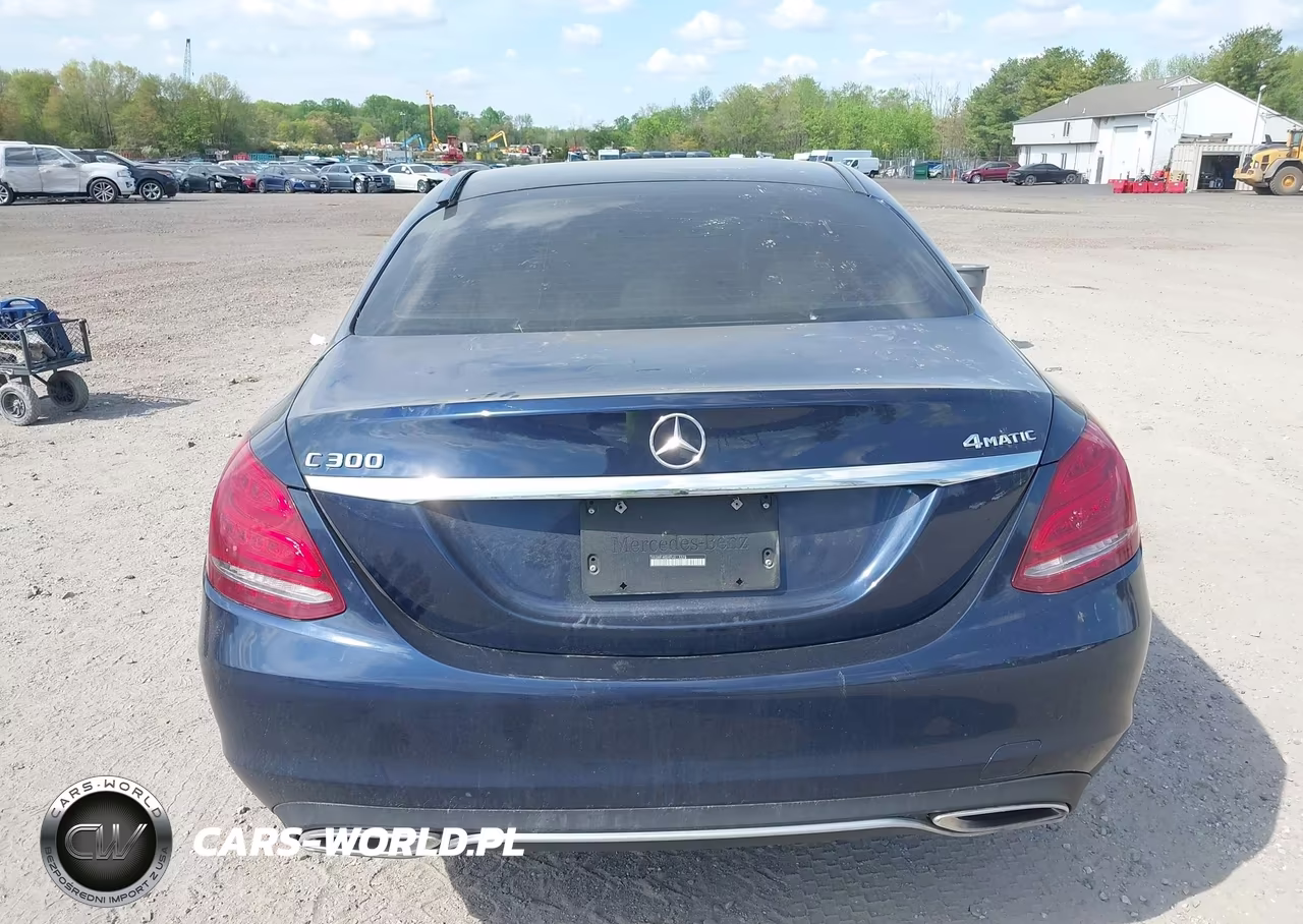 2015 Mercedes-Benz C 300 Luxury 4Matic VIN:55SWF4KBXFU013328 - 16