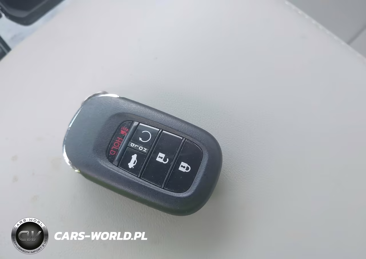 2026 Honda Accord Hybrid Touring VIN:1HGCY2F88TA004747 - 11