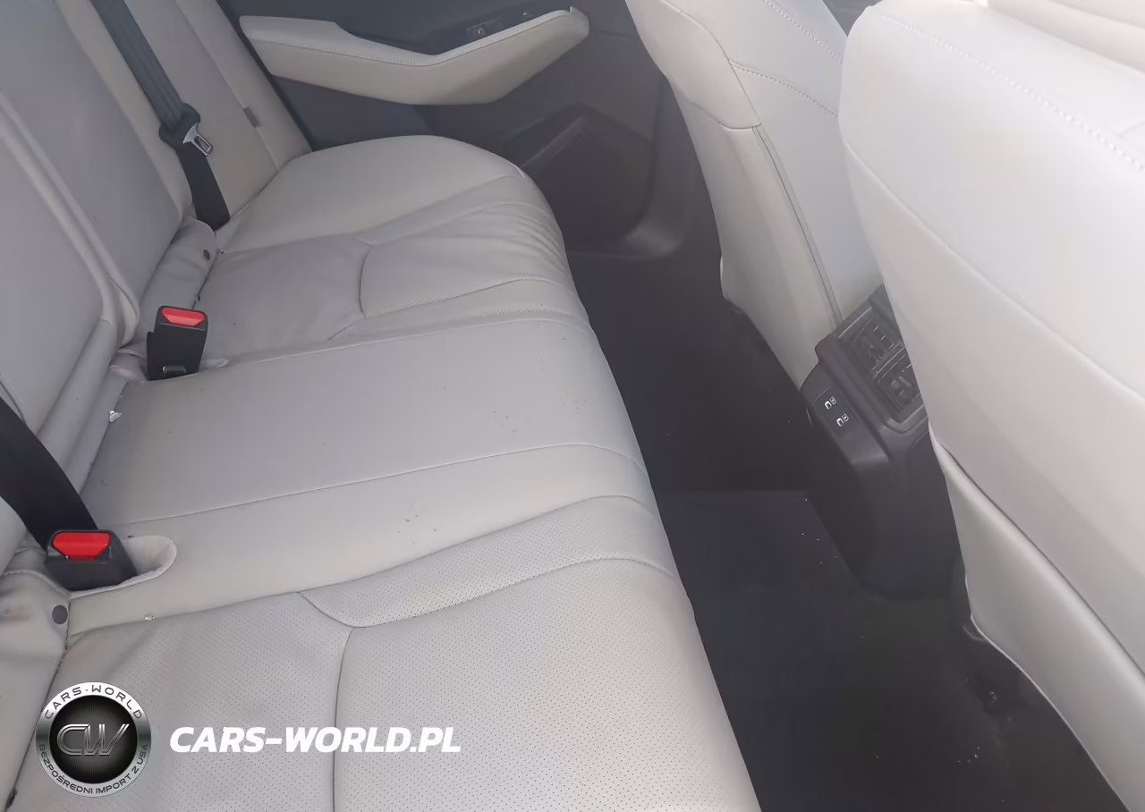 2026 Honda Accord Hybrid Touring VIN:1HGCY2F88TA004747 - 8