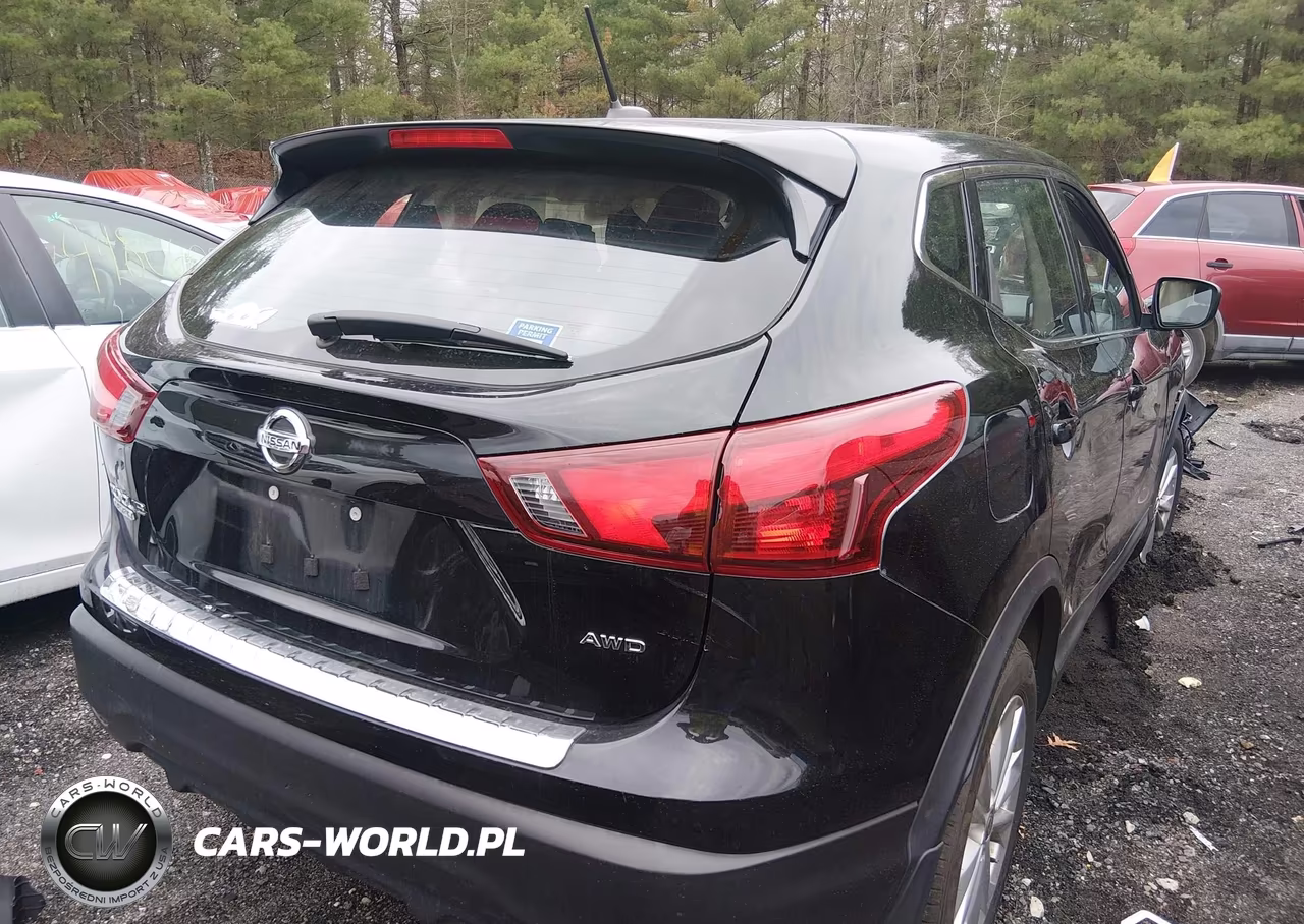 2019 Nissan Rogue Sport S VIN:JN1BJ1CR9KW322676 - 4
