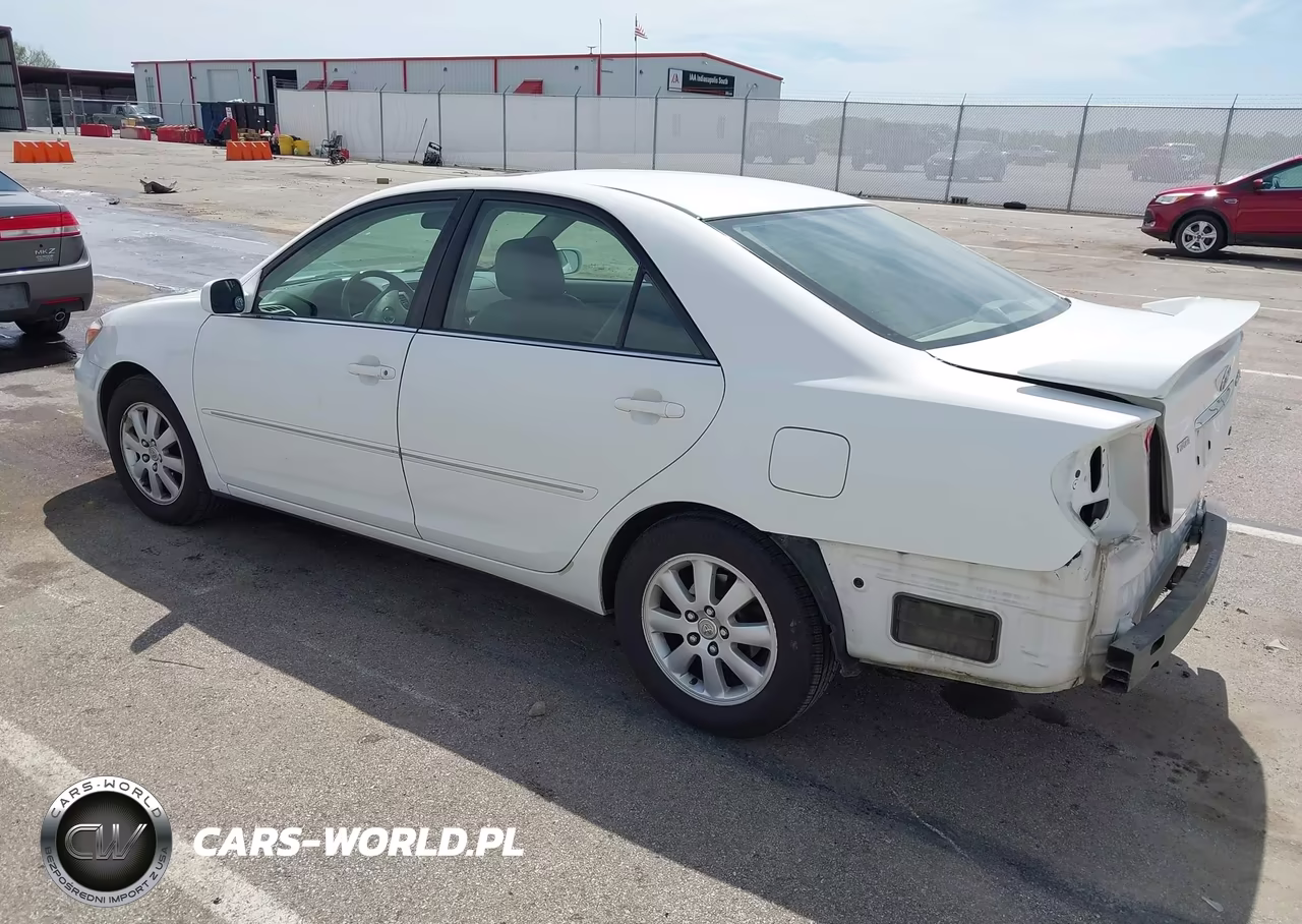 2004 Toyota Camry Xle V6 VIN:4T1BF30K44U063333 - 3
