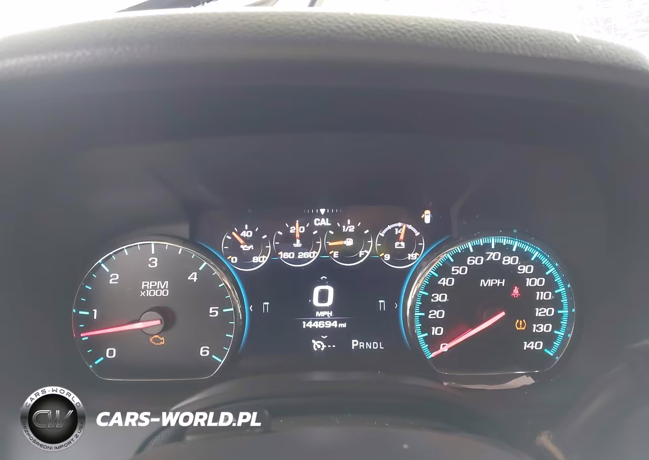 2017 GMC Yukon Denali VIN:1GKS1CKJ8HR231205 - 7
